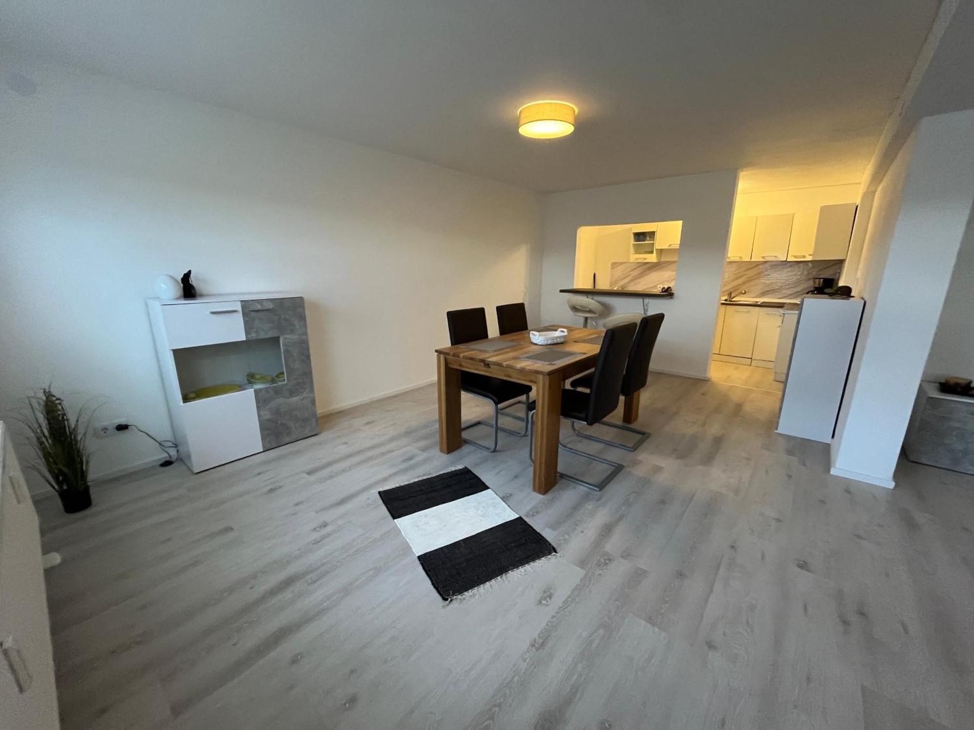 Moderne Ferienwohnung Mit Guter Ausstattung Und Self Checkin โบเดนแวร์เดอร์ ภายนอก รูปภาพ
