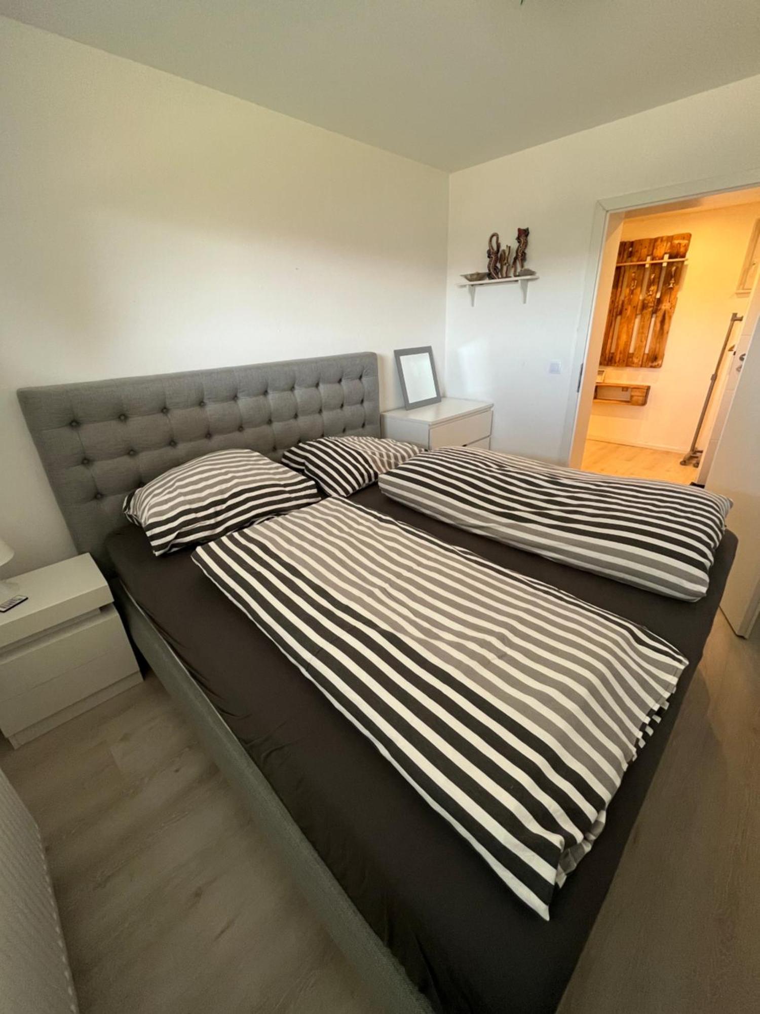 Moderne Ferienwohnung Mit Guter Ausstattung Und Self Checkin โบเดนแวร์เดอร์ ภายนอก รูปภาพ